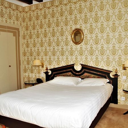 Hotel Le Regent Вилле-Котре Экстерьер фото