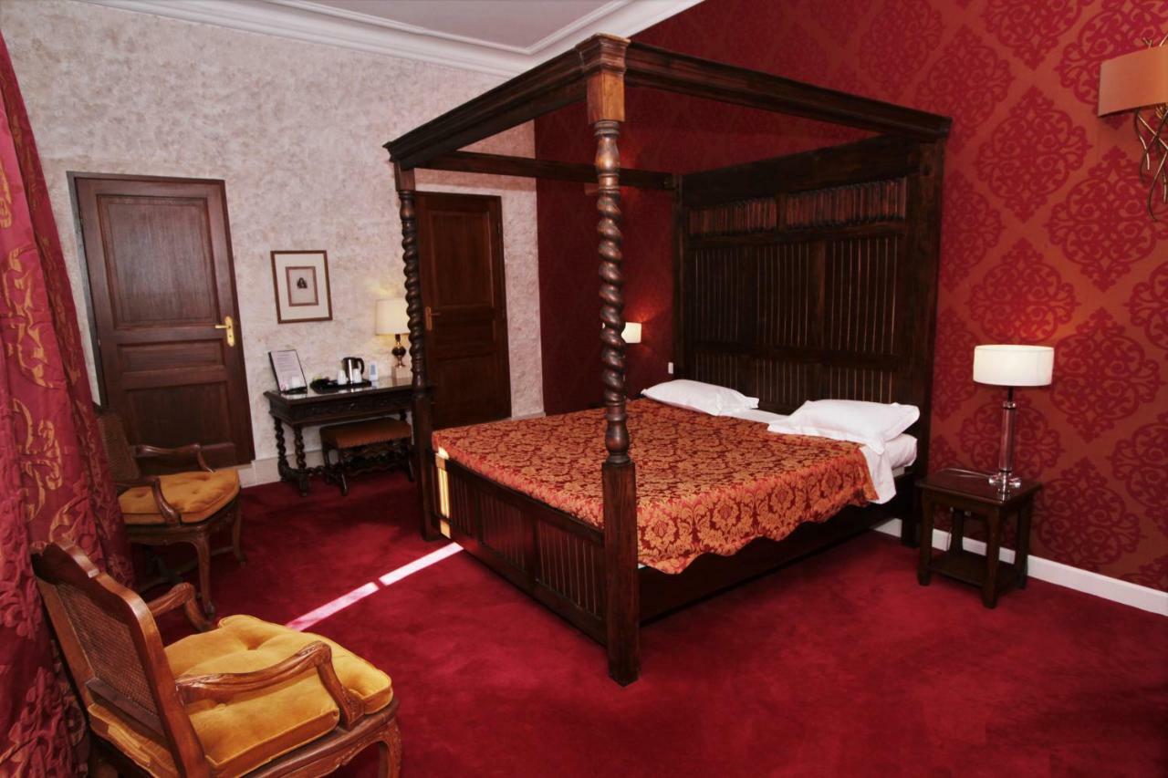 Hotel Le Regent Вилле-Котре Экстерьер фото