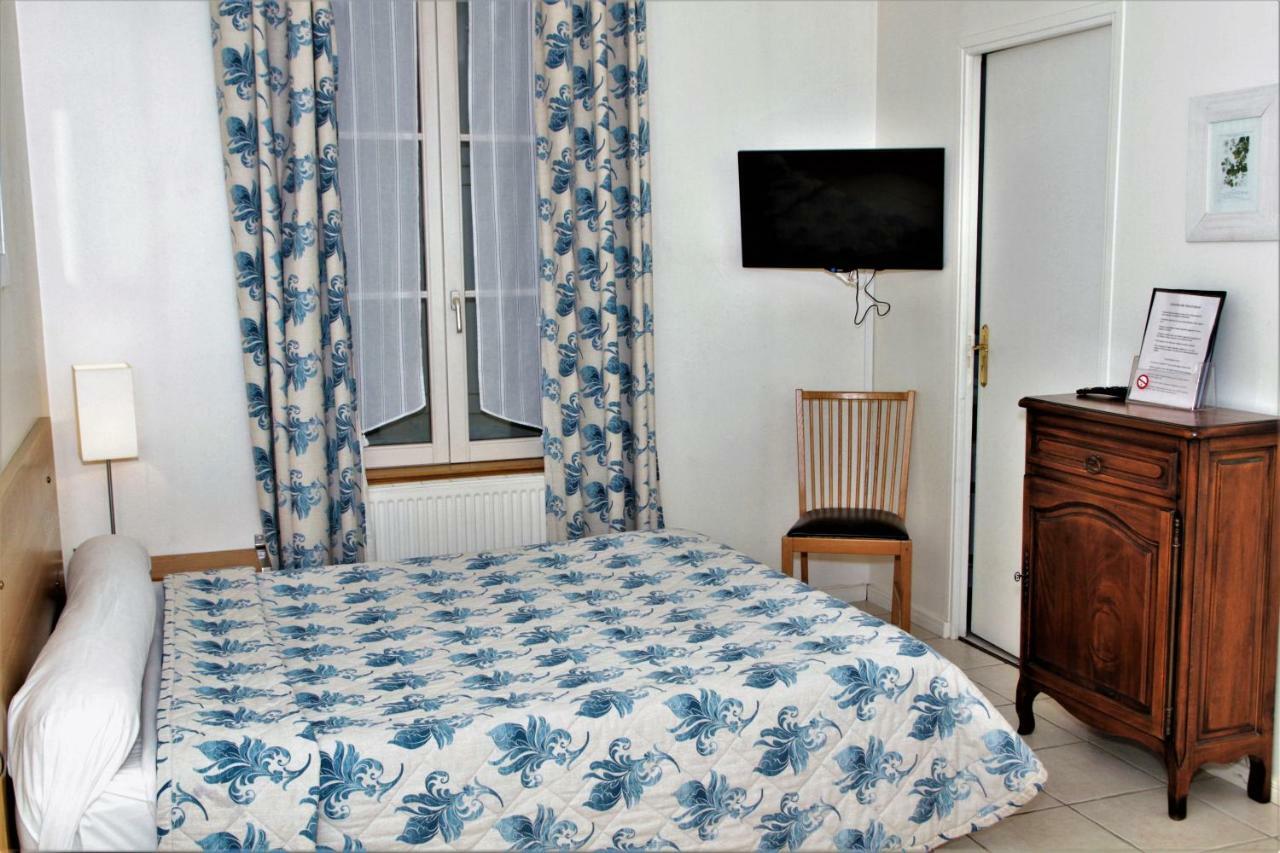 Hotel Le Regent Вилле-Котре Экстерьер фото
