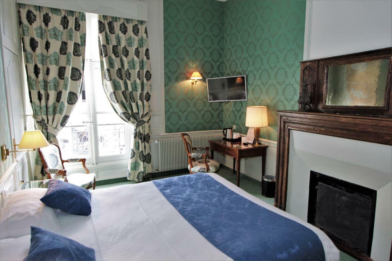 Hotel Le Regent Вилле-Котре Экстерьер фото